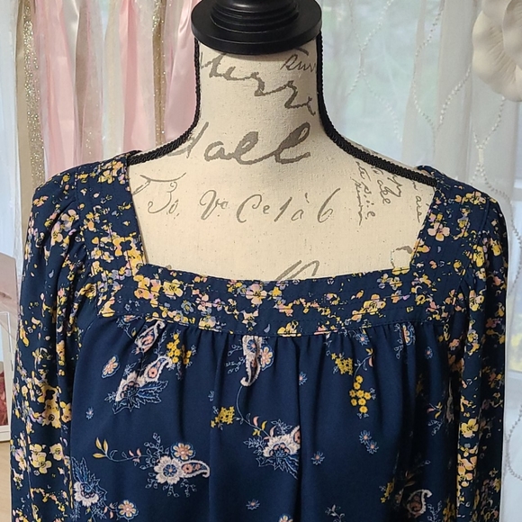 LC Lauren Conrad Blouse - Picture 3 of 6